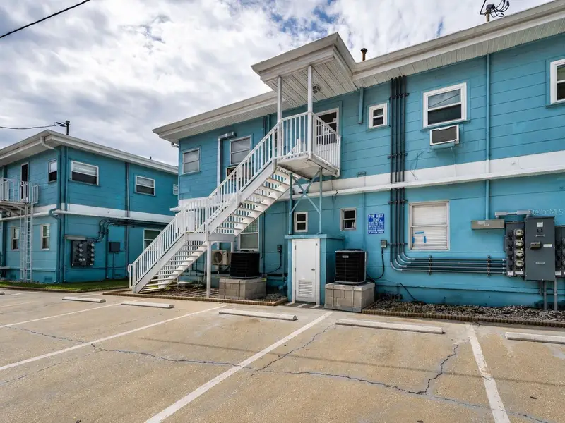 483 E Shore Dr #A4, FL