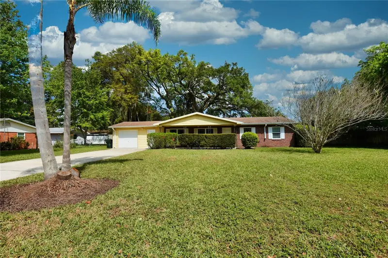 1424 Phyllis St, FL