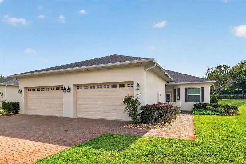 1028 Green Gate Blvd, FL