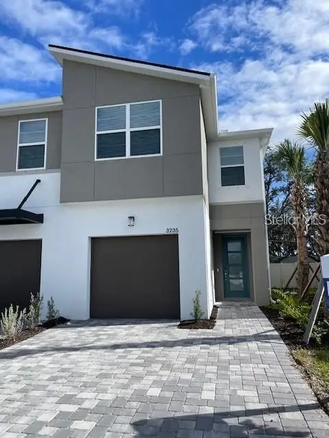 3235 Timber Crossing Ave, FL