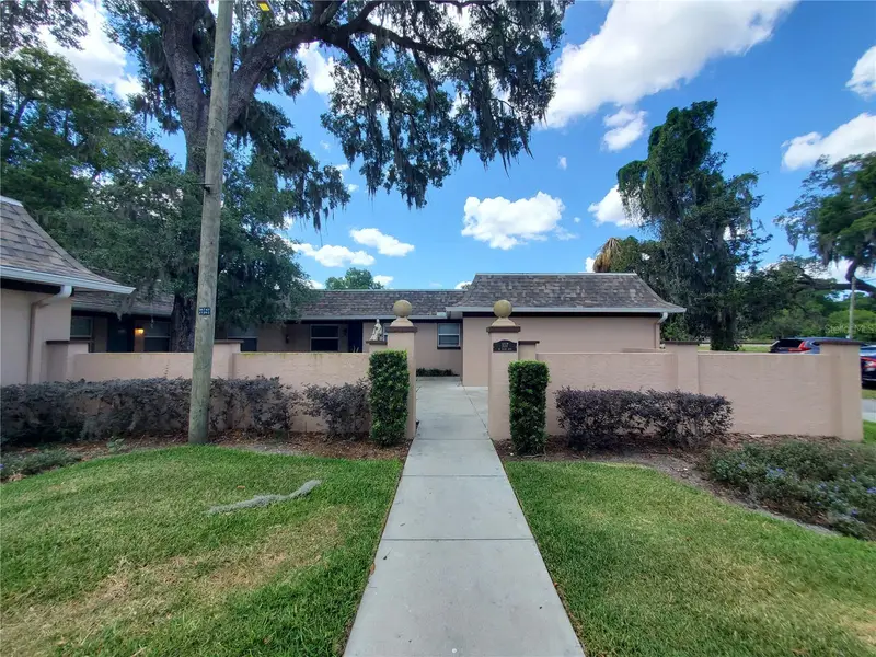 107 W Clay Ave #2, FL