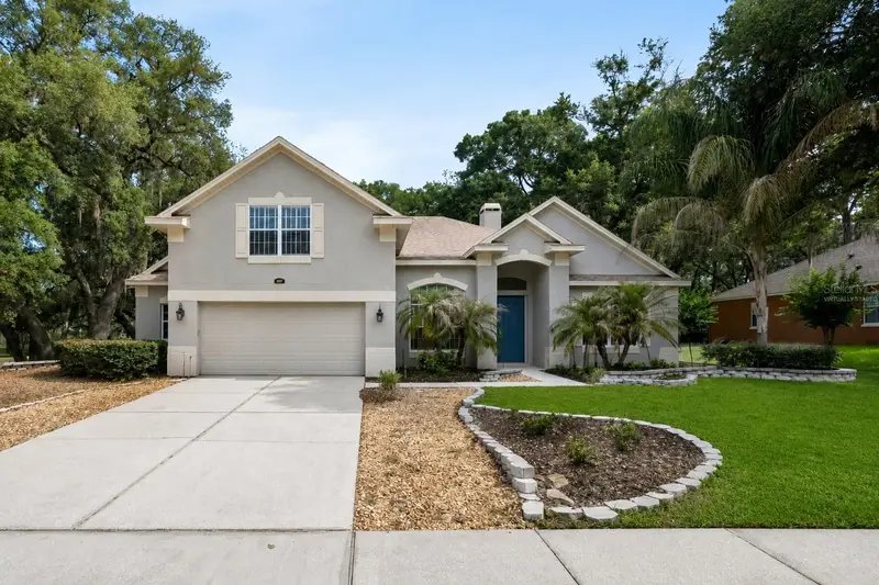 597 Sand Wedge Loop, FL