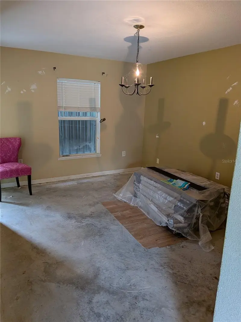 2327 Yankee Ter, FL