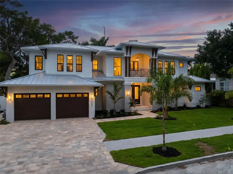 3800 Flores Ave, FL