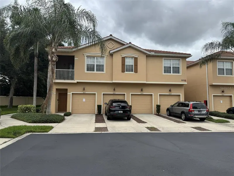 3635 Parkridge Cir #10-101, FL