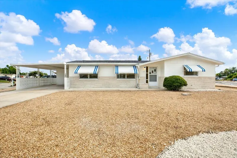 1617 Derrick St, FL