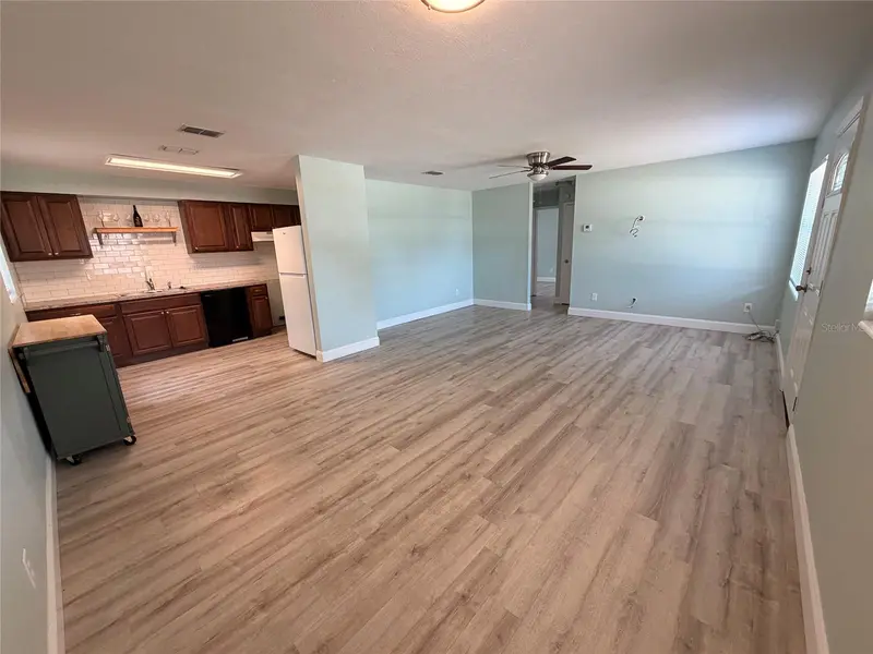 415 W Easy St, FL