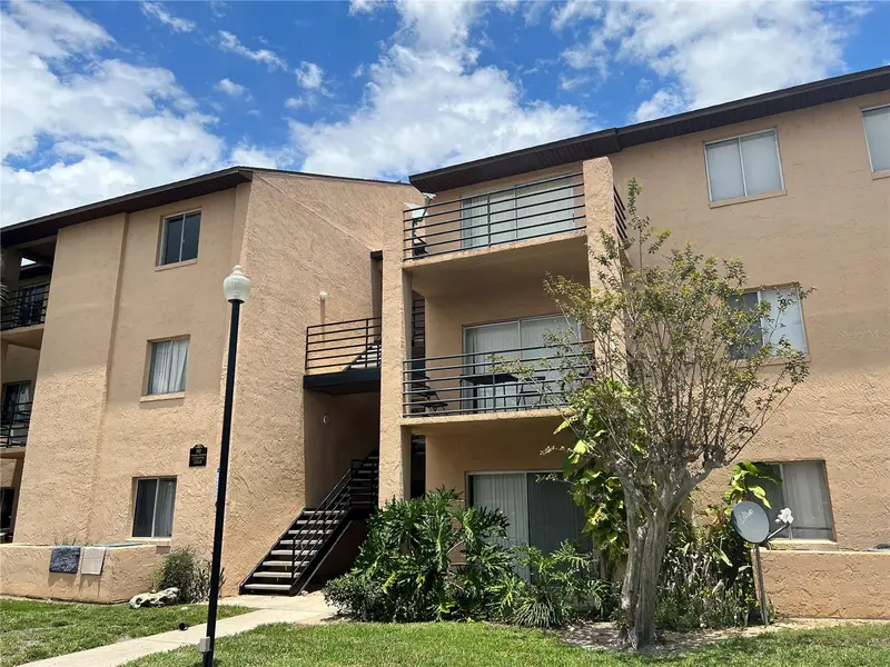 5213 Via Hacienda Cir #306, FL