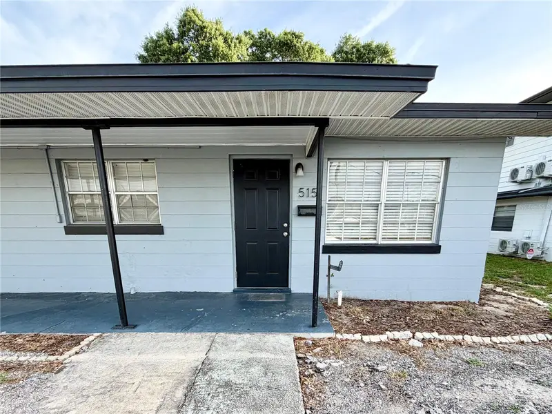 513 Avenue J Se, FL