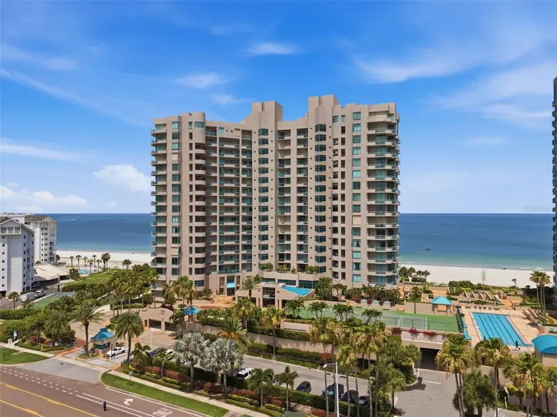 1560 Gulf Blvd #706, FL