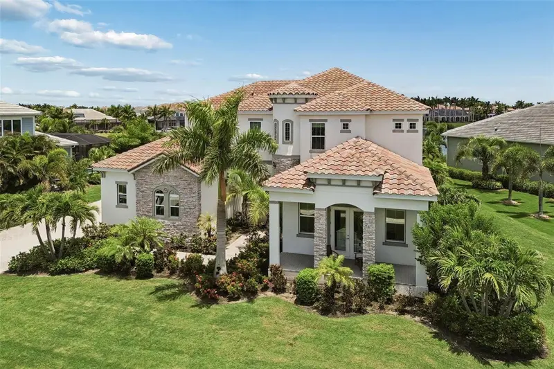 823 Manns Harbor Dr, FL