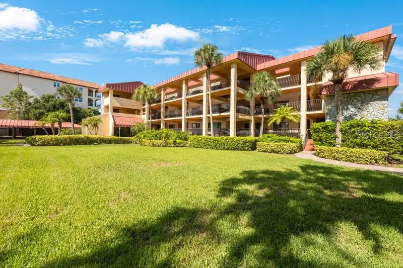 1060 Pinellas Bayway S #103, FL
