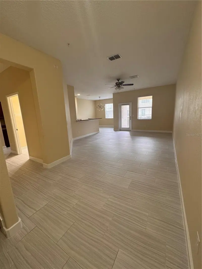 15511 Campden St, FL
