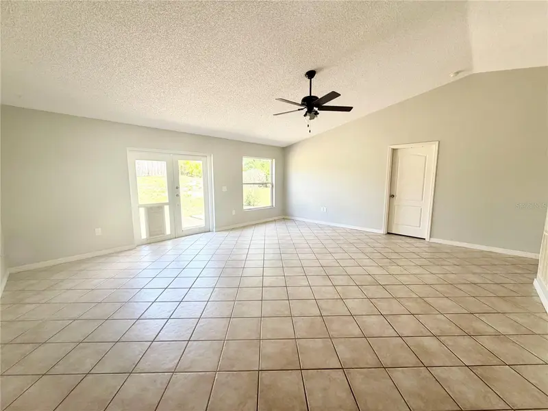2703 Leafy Way Ln, FL