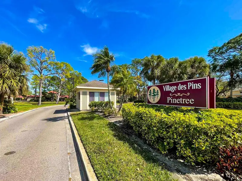 3603 Pine Point Ct #120, FL