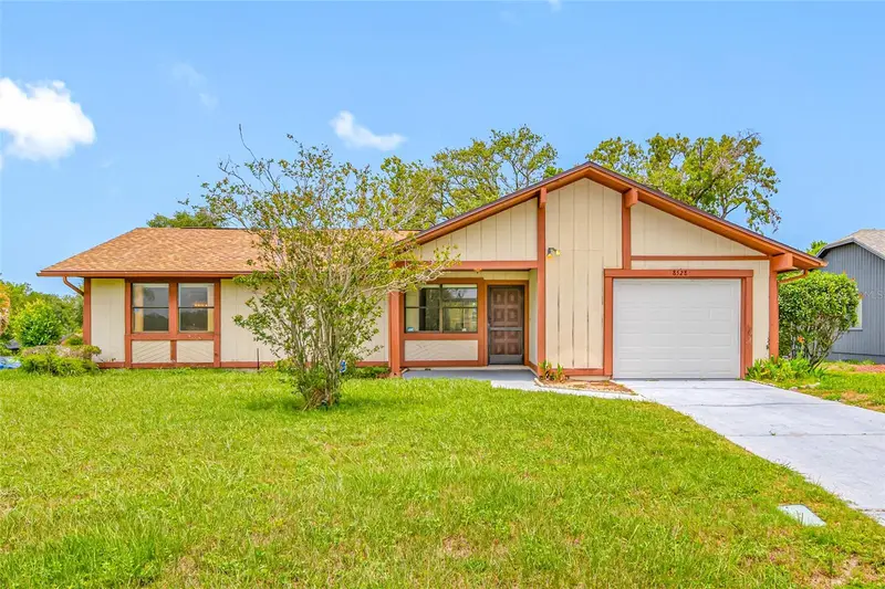 8528 Heather Blvd, FL