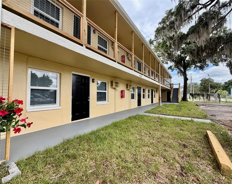 419 Grapefruit Ave #2a, FL