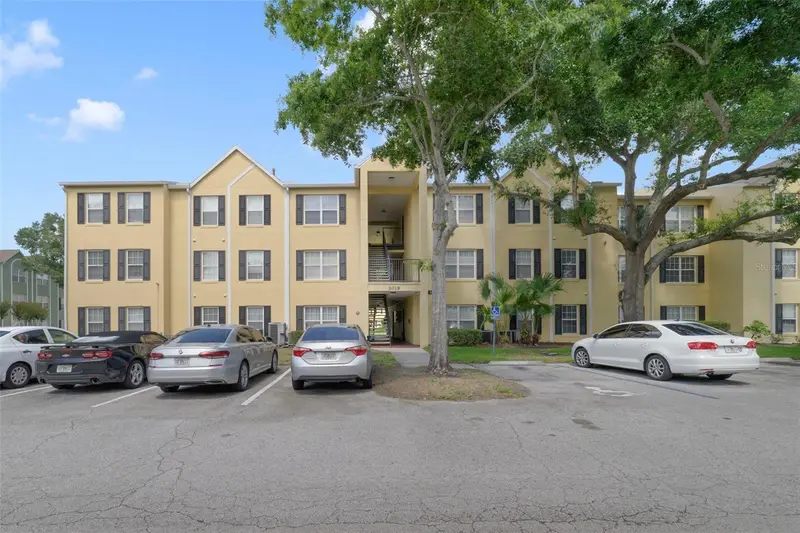 2019 Dixie Belle Dr #G, FL