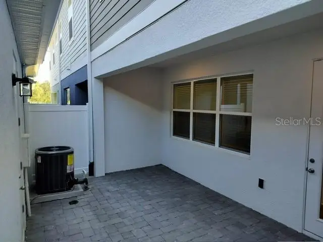 1350 Kings Crown St, FL