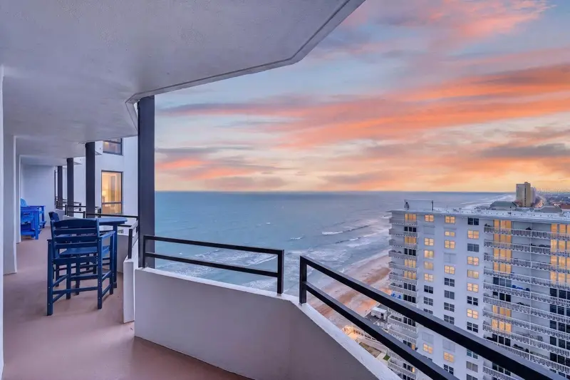 2828 N Atlantic Ave #1804, FL