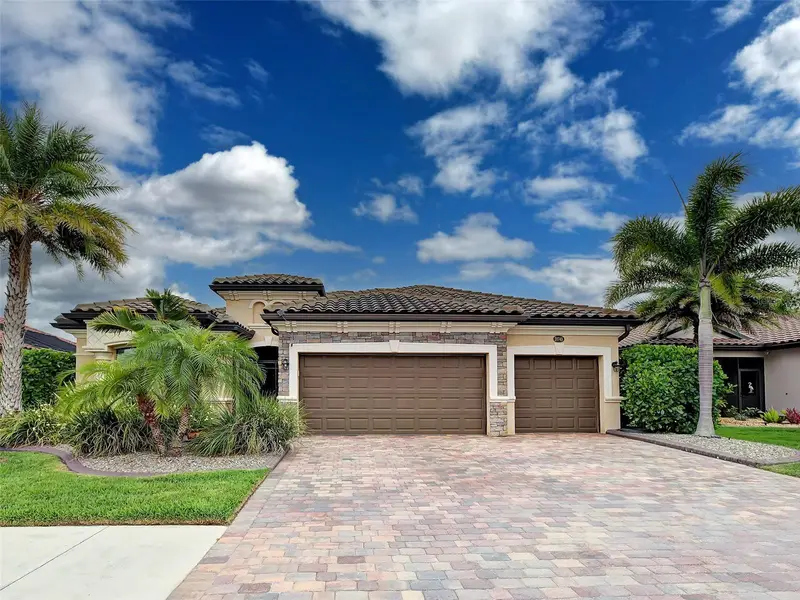 20745 Granlago Dr, FL
