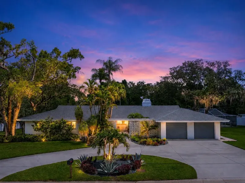 1350 Fairway Dr, FL