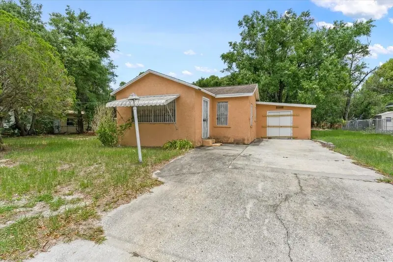 3816 N 52nd St, FL
