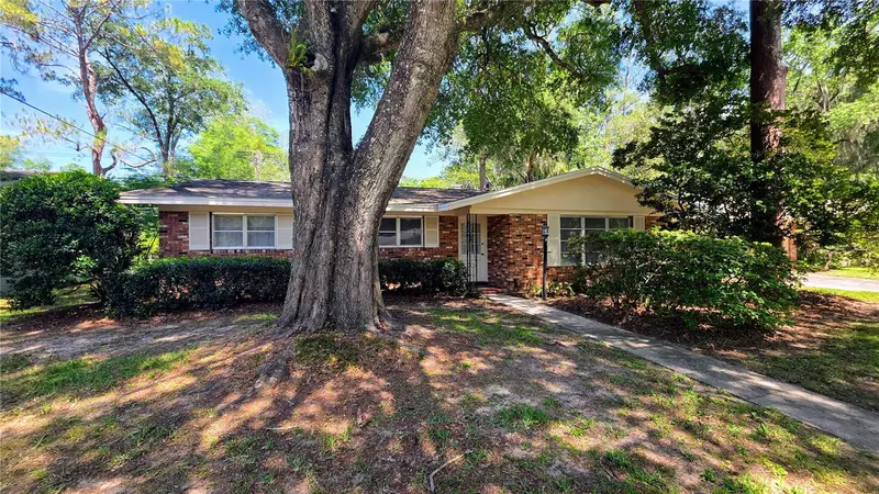 301 Nw 30th St, FL