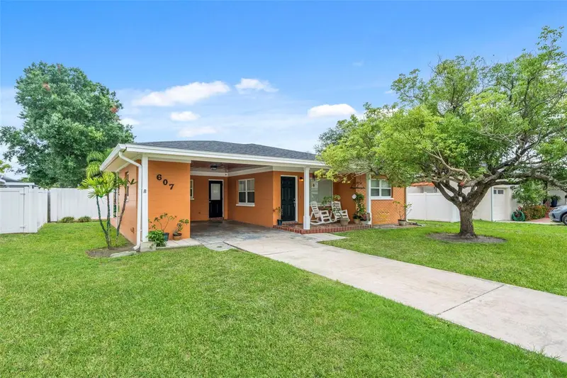 607 N Lincoln Ave, FL