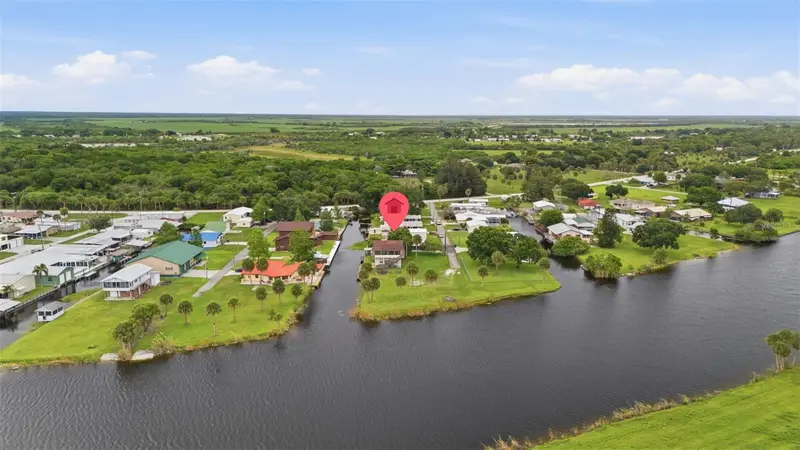 1056 Blue Heron Ln, FL