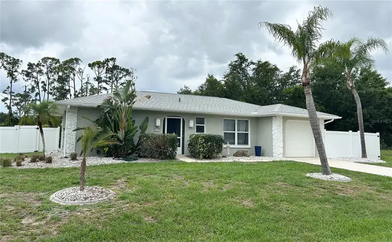 2477 Cannolot Blvd, FL