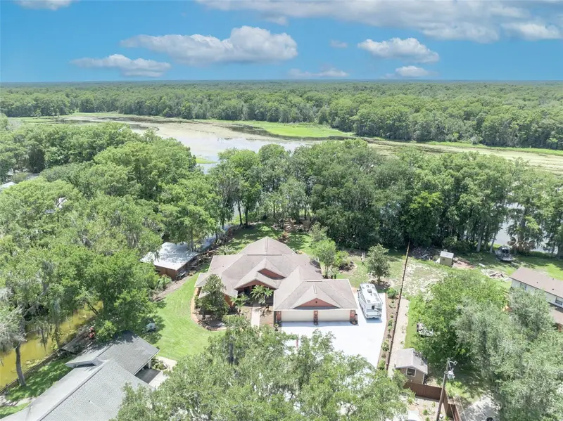 4885 Cr 307, FL
