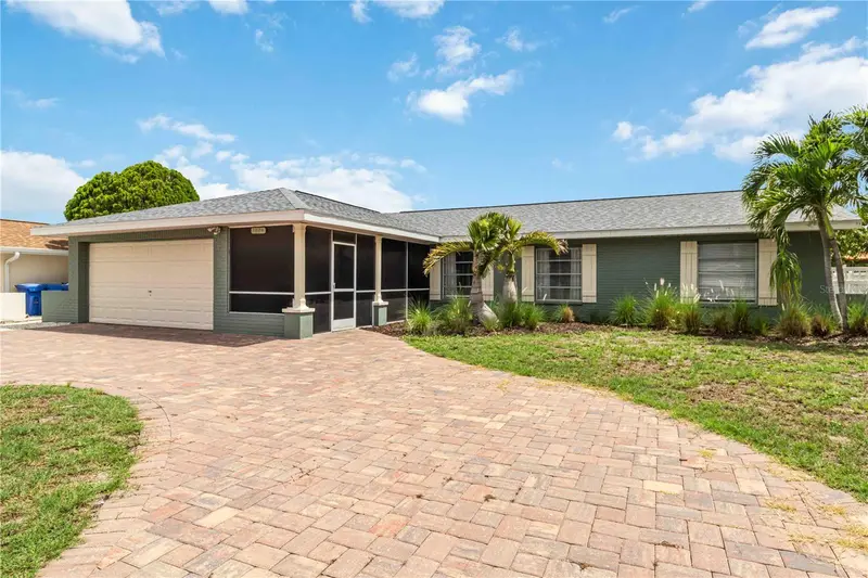 1004 Spindle Palm Way, FL