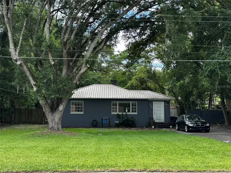 724 Ne 17th Ave, FL