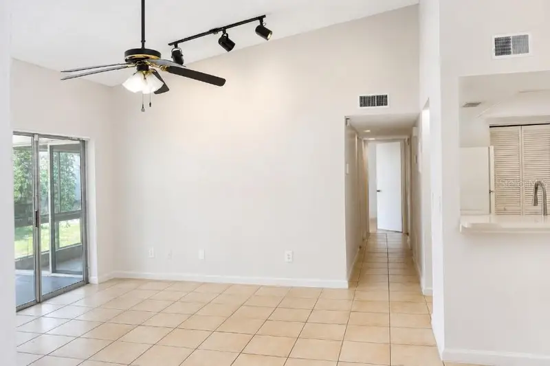 2527 Citrus Club Ln #3904, FL