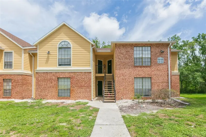 8636 Mallard Reserve Dr #201, FL