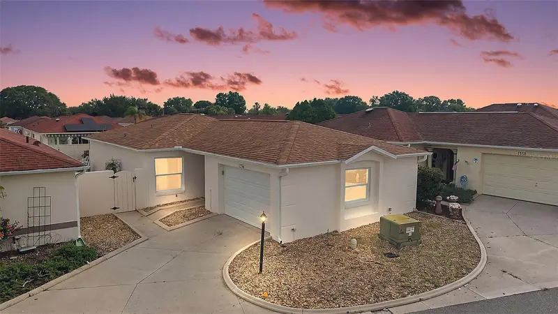 1336 Lajolla Cir, FL