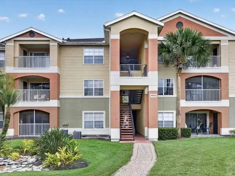 1950 Summer Club Dr #104, FL