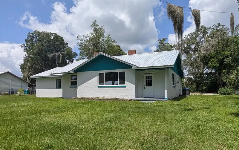 414 S Prospect St, FL