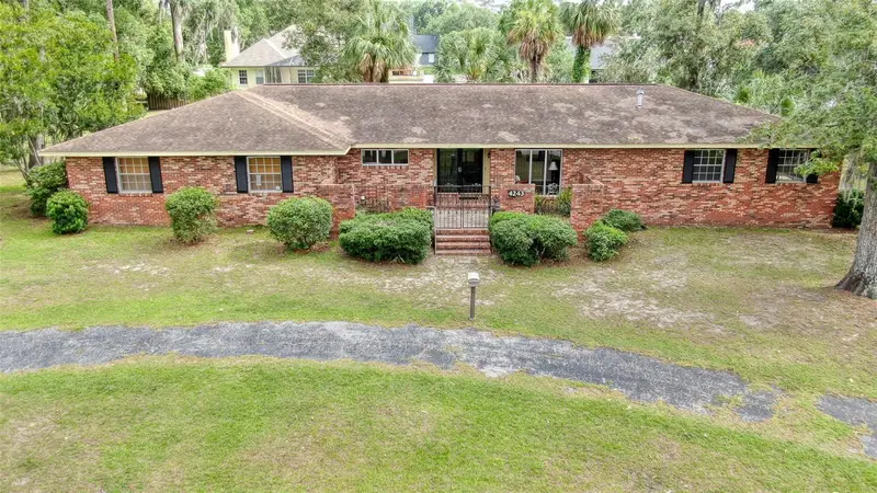 4243 Se 8th St, FL