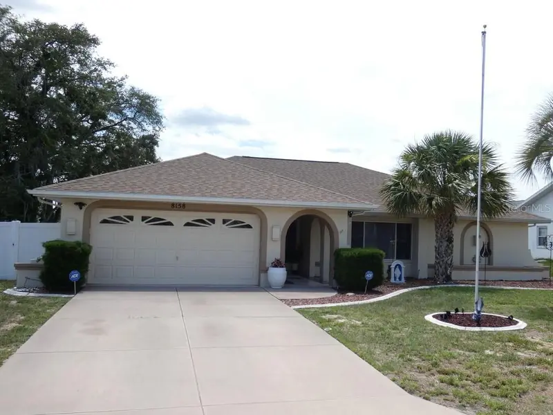 8158 Winding Oak Ln, FL