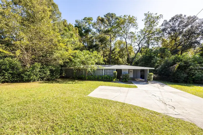 749 Nw 34th St, FL
