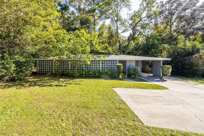 749 Nw 34th St, FL