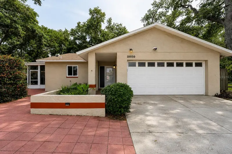 10050 62nd Ave N, FL