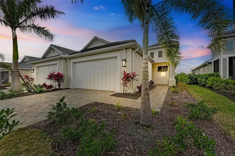 172 Van Gogh Cv, FL