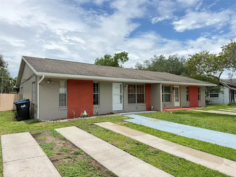 729 Hummingbird Ln, FL