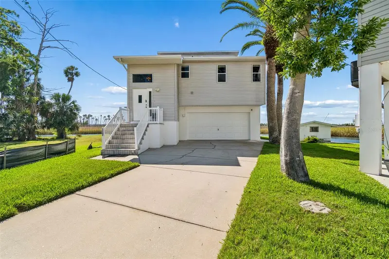 5247 Tropical Pt, FL