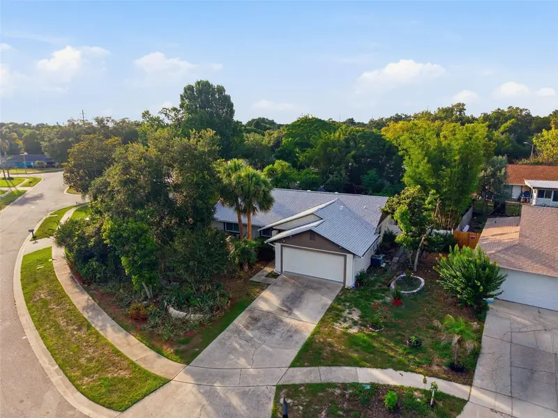 8423 Bermuda Dunes Dr, FL