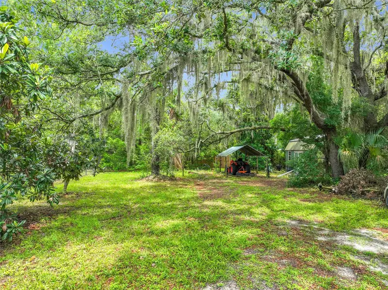 175 N Summit Ave, FL