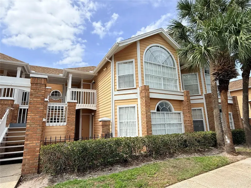 2490 Sweetwater Club Cir #67, FL